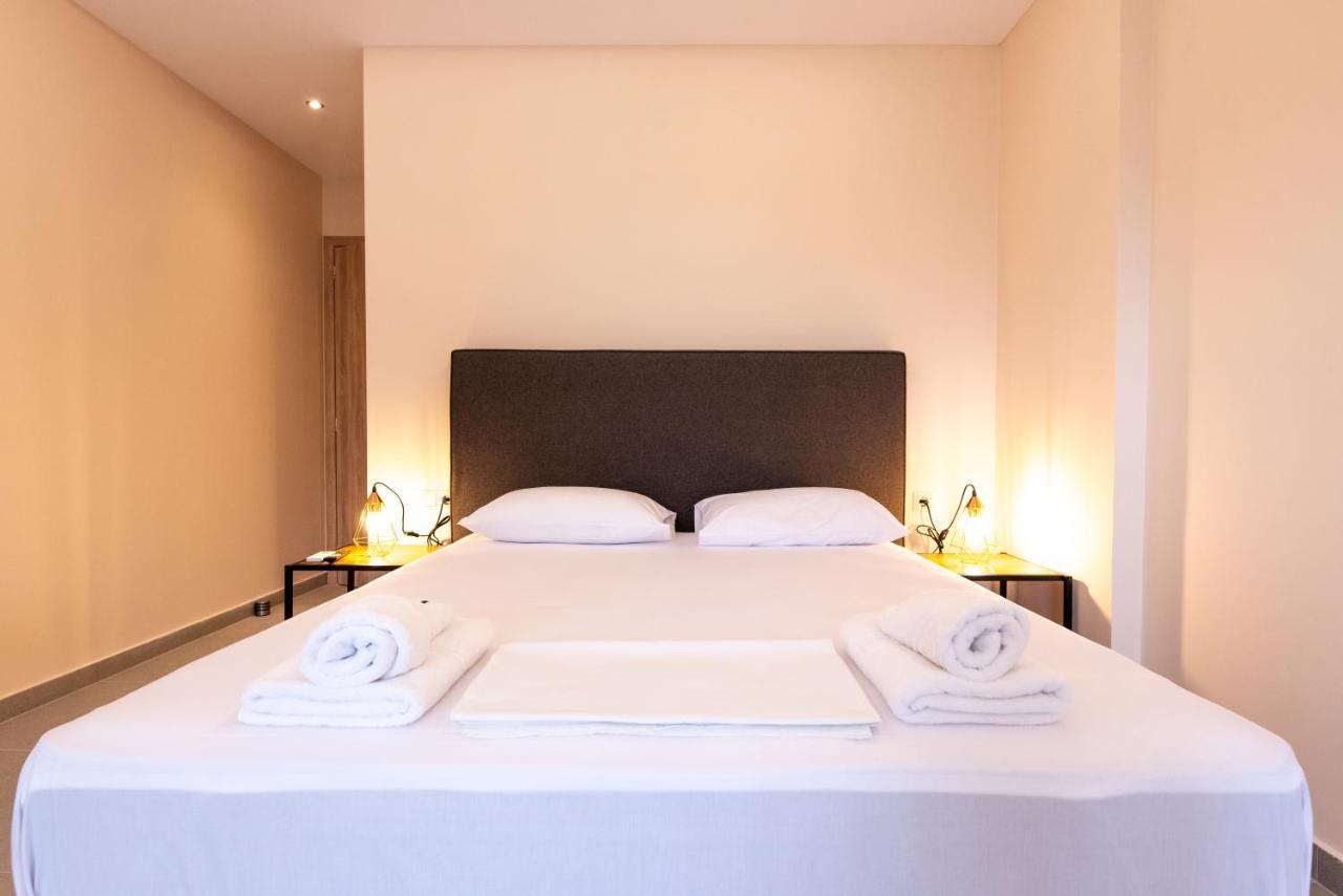 Mini Suites Near Athen'S Airport Free Shuttle From And To Athen'S Airport Spáta Zewnętrze zdjęcie